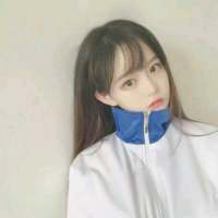 “喜欢看你微笑的样子，感觉暖暖的。“那我... 希望你说的再见，不是