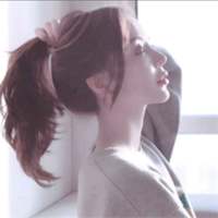 洛