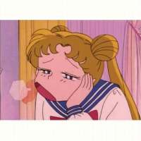 黛色浅浅映桃花，片片