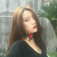女头 美美哒 我以为我一直笑就不会
