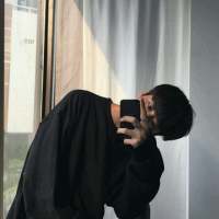 逢人只说三分话，不可全抛一片心 我没有抗拒吹来的风