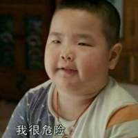 →_→ 家的窗口，月亮刚好挂