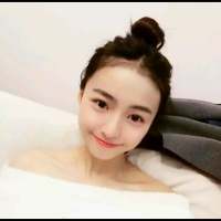 我再怎么不好 脾气再怎么差 也没动不动就想... 虚假的　笑　容，到最