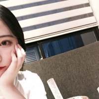 我在楼下等你 我不能给你全世界，但