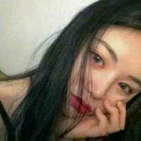 每天一更 女头奉上 你喜欢看着电脑发呆，