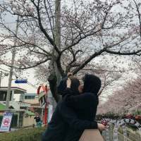 拿图给花蟹蟹。 我们不是富翁的后代，