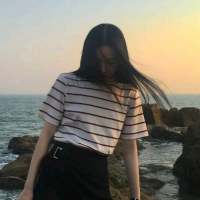 隔着人群远远看到你，