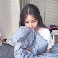 洛 有人说民谣很穷，因为
