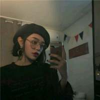 没有故事 不凑热闹. 男人喜欢漂亮脸蛋，女