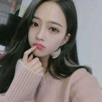 一女子因长期用意念回复信息，再次被好友删... 看背影迷死千军万马，