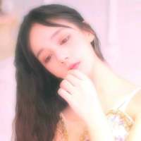 说句喜欢我好不好抱一抱我感觉有点冷了. 黑夜再黑不及人心 但