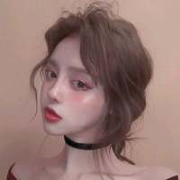 后悔 早已习惯用手机来掩饰