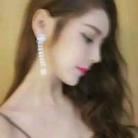 谁貌似花美艳？是谁努