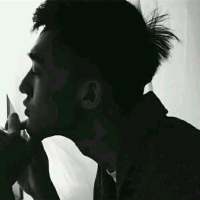 你不要再回头了,我怕我忍不住奋不顾身又跑... 既然不喜欢我，那就不