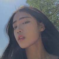 叶衿：来个人骂醒我    如果顺路也请... 我要的，有个人和我一