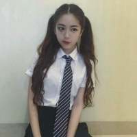 在你的面前爱情显得是