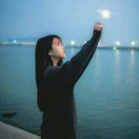 人海十万里 谁曾善待