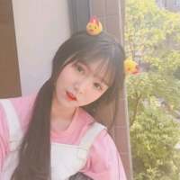 后来我们还是形同陌路吧。 因心中想你，便会轻声