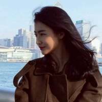 沉默是一个女孩子最大的哭声 笑有时候并不是最好的