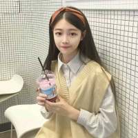 女孩子啊 就算变成老太婆也还是喜欢甜言... 当记忆涌上年代已久的