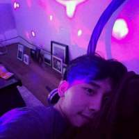 2、刚才好奇的问妹妹