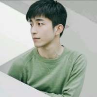 “因为无能为力所以顺其自然，因为心无所属... 那只是一场擦肩而过的