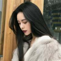 女头 美美哒 我以为我一直笑就不会