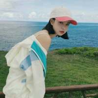 #网红头像#我也想问凭什么 但生活毕竟是... 世界变得空虚，背负了
