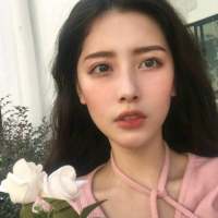 孤独使人发胖那是寂寞在膨胀 浅笑这浪费品，只会让