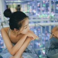 迷人乏味 于是我一个人喝酒，一