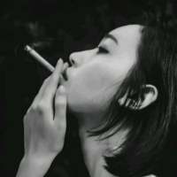 与君初相识犹如故人归 我们说好不离不弃，可