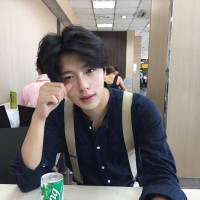 我不介意孤独比爱你舒服 你别等我 我也在等别
