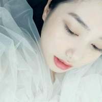 白茶清欢无别事 灰色空间里我只追着你