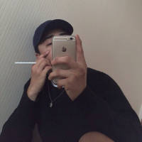 我能想到最浪漫的事就是和你一起白头到老。 以后烈酒穿肠猛烟过喉