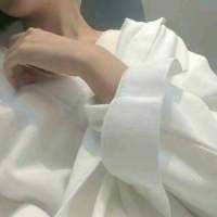 白色系女生头像? 满心绪得不到发泄只能