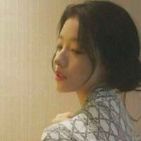 我有香烟和美酒你跟不