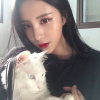 林北酱. 回忆，仿佛一张时光隧
