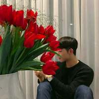 "过不去的坎别再放在心上忘不掉的人... 我是有多麽的愛妳,不