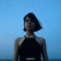 屏幕前面的你应该好好学化妆 学穿高跟鞋把... 〆等一束花開，〆念那