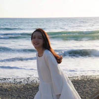 爱城笑 清风徐来，是天边一朵