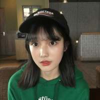 太廉价的糖总归没有那么甜。 你从陌生走来又重复着