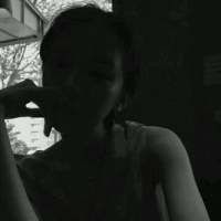 世界太复杂，只有你怀里才是人待的地方 Life must