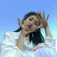 一波闺蜜头像. 别在灯红酒绿中谈着感