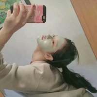 甜甜的少女心头像. 我们只是在一个安稳的