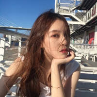 ?成熟大概是做一个简单的人 怀着少女... 你非我爱人,怎知我心