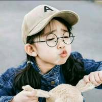 “ 我始终走不进你的世界   就像我们从... 小猪佩奇 我配你 举