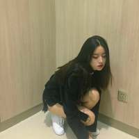 迷人乏味. 世界变得空虚，背负了