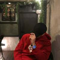 "过不去的坎别再放在心上忘不掉的人... 我是有多麽的愛妳,不