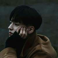 什么使你难过 感情还是生活 本来单纯的友谊就是被