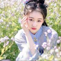 你眼中有柔情万种，如脉脉春风，冰雪也消融... 思想有多远，你就滚多